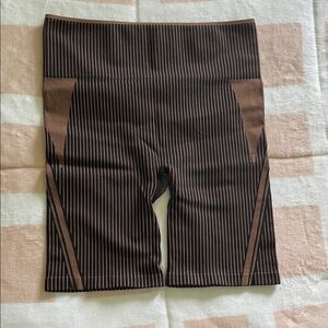 Ryka Striped Brown 7” Bike Shorts
